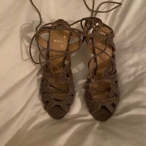 🆕 Banana Republic Lace up heel sandals